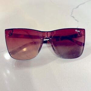 Quay Come Thru Sunglasses Pink